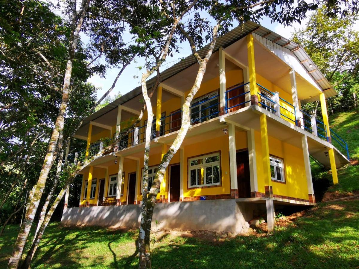 Oasis The Traveler Hostel Lanquin Luaran gambar