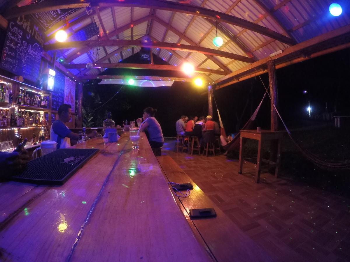 Oasis The Traveler Hostel Lanquin Luaran gambar